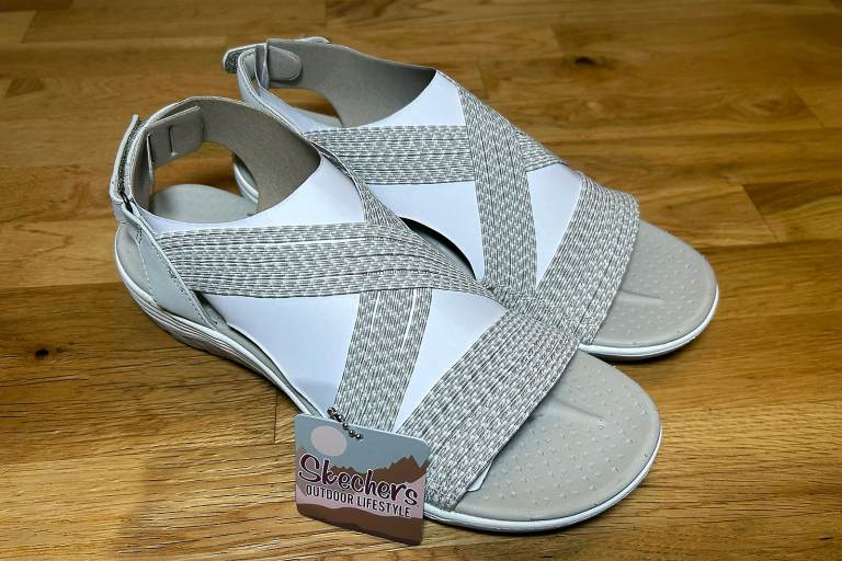 Sketchers Womens Sandals