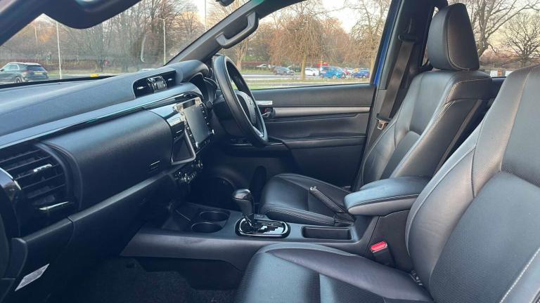 2021 Toyota Hilux Invincible X D/Cab Pick Up 2.8 D-4D Auto PICK UP DIESEL Automatic