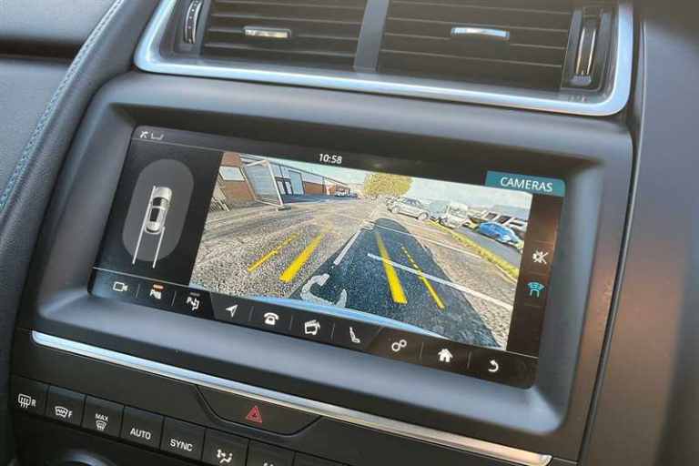 2019 Jaguar E-Pace 2.0d [240] R-Dynamic S 5dr Auto ESTATE DIESEL Automatic