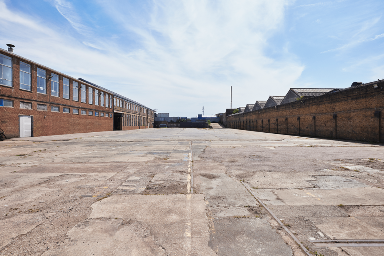 Large Exterior Yards, London, E16