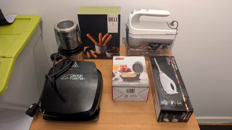 House clearance, kitchen stuff