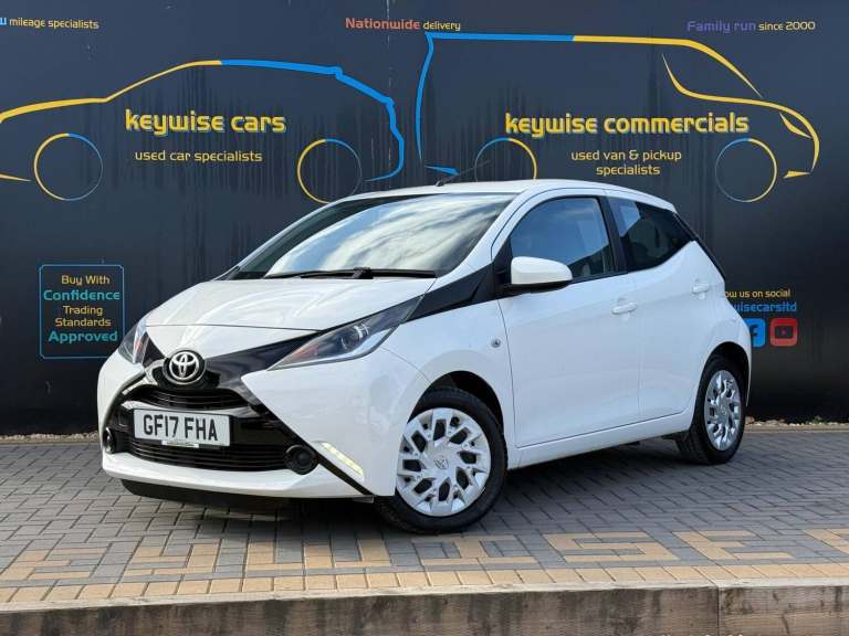 2017 Toyota AYGO 1.0 VVT-i X-Play 5dr HATCHBACK PETROL Manual