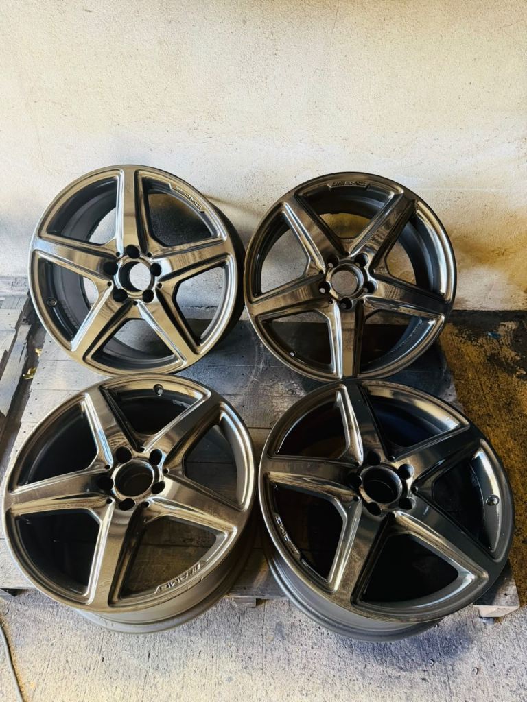 Mercedes Benz Staggered wheels 