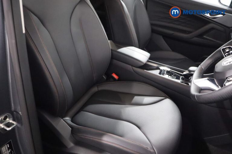 2025 MG MG HS 1.5 T-GDI Trophy 5dr DCT ESTATE PETROL Automatic