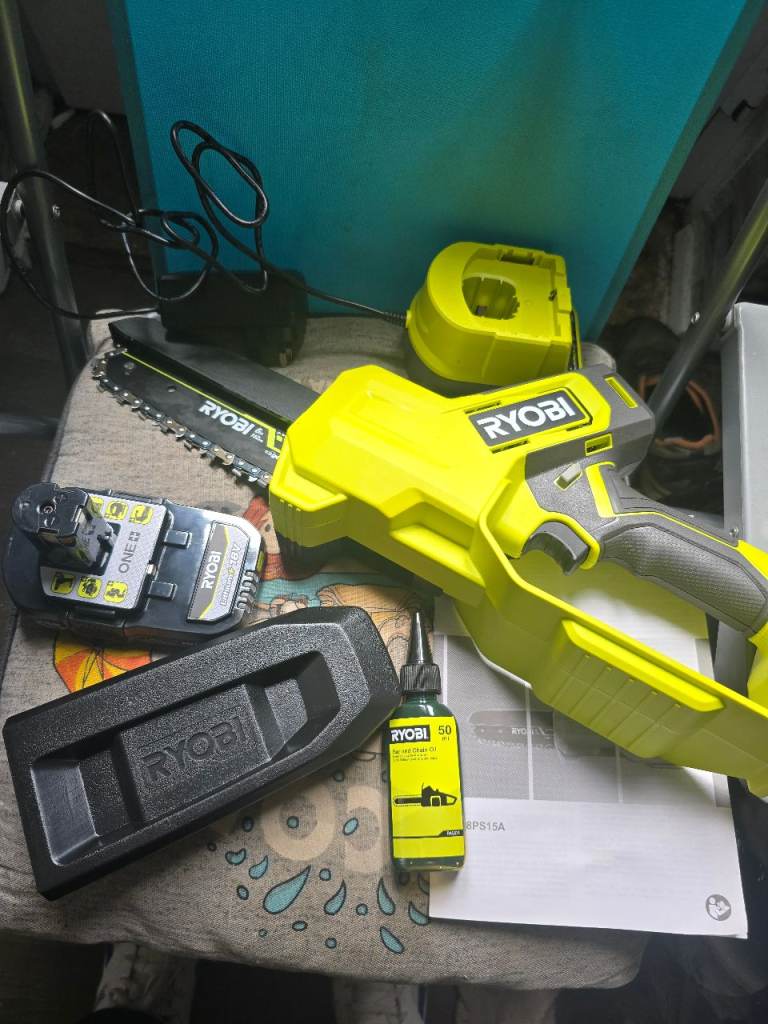 Ryobi hand chainsaw brand new 
