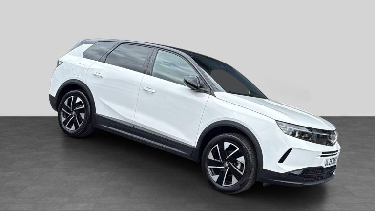 2025 Vauxhall Grandland 1.2 Ultimate SUV 5dr Petrol Hybrid e-DCT Euro 6 (s/s) (136 ps) SUV Hybrid...
