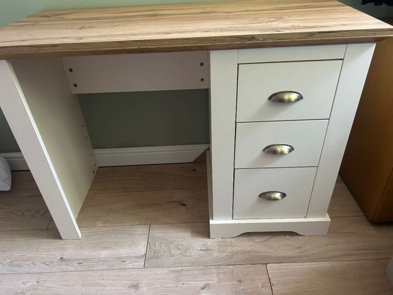 Desk and side draw for printer 