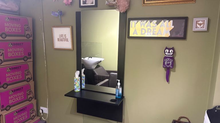 Hair dressing chair, back wash, large mirror