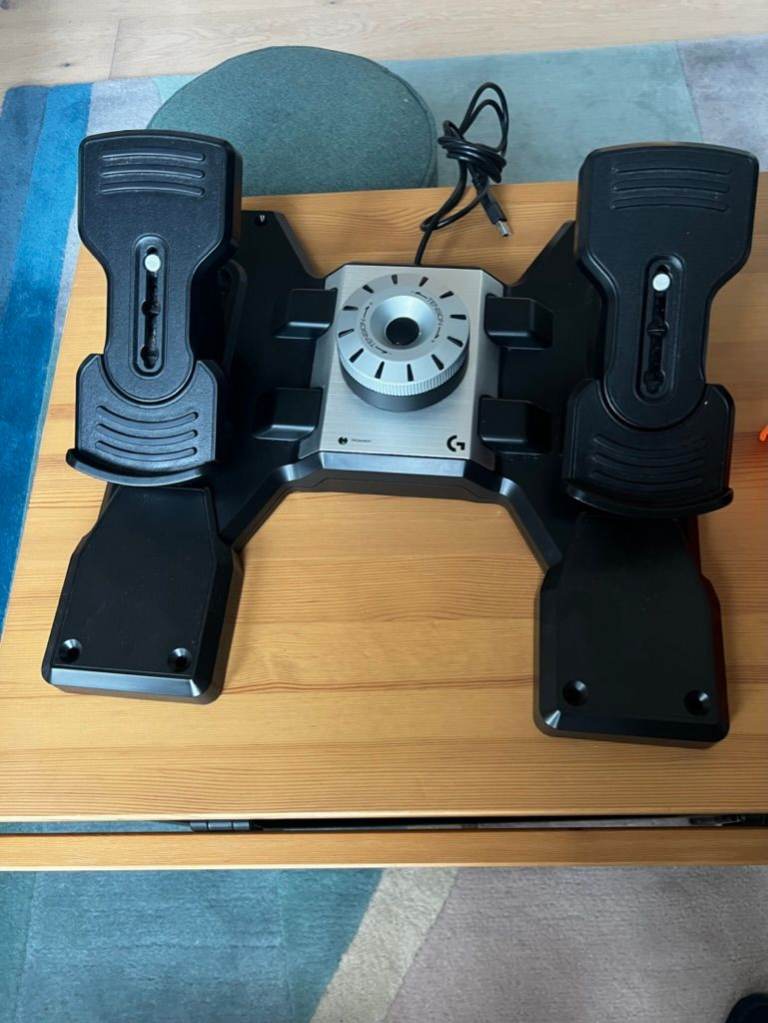 Logitech G 945-000005 Saitek Pro Flight Simulator Rudder Pedals
