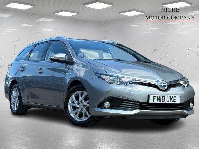  Toyota Auris 1.8 VVT-h Icon Tech Touring Sports CVT Euro 6 (s/s) 5dr Petrol/Electric Hybrid Auto...