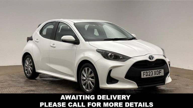 2023 Toyota Yaris 1.5 VVT-h Icon Hatchback 5dr Petrol Hybrid E-CVT Euro 6 (s/s) (116 ps) Hatchbac...