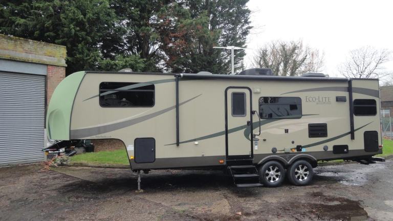 Evergreen Eco Lite 5th Wheel Trailer