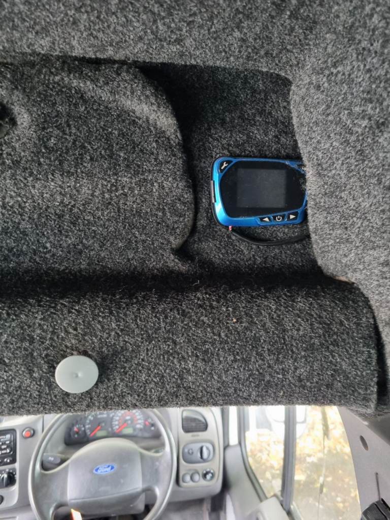 FORD TRANSIT CAMPERVAN - 6 SEAT BELTS - MATCHING RE-TRIMM SEATING - DIESEL HEATER