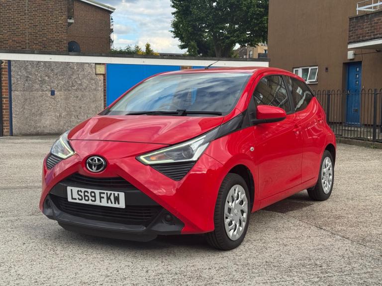 2019 Toyota AYGO 1.0 VVT-i X-Play 5dr HATCHBACK Petrol Manual
