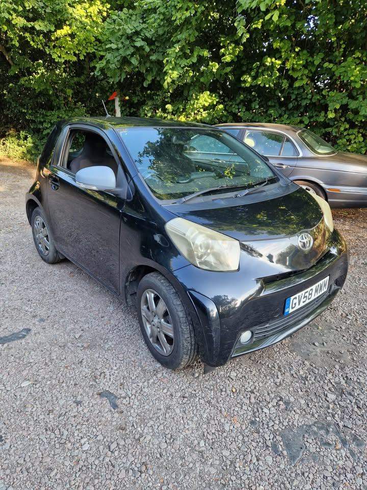 Toyota, IQ, Hatchback, 2008, Manual, 998 (cc), 3 doors
