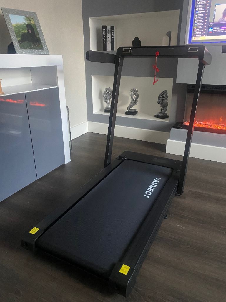 !! BRAND NEW!!  Vannect treadmill 
