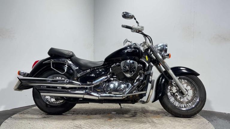 Suzuki Intruder 800 2011 ONLY 23K FUEL INJECTED MOT WARRANTY CRUISER BIKE A2 800
