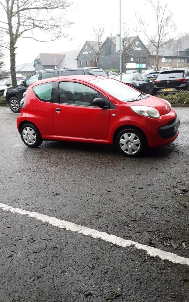 £20 a year to TAX, Citroen, C1, Hatchback, 2006, Manual, 998 (cc), 3 doors