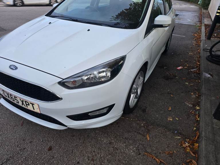 Ford, FOCUS, Hatchback, 2015, Manual, 999 (cc), 5 doors