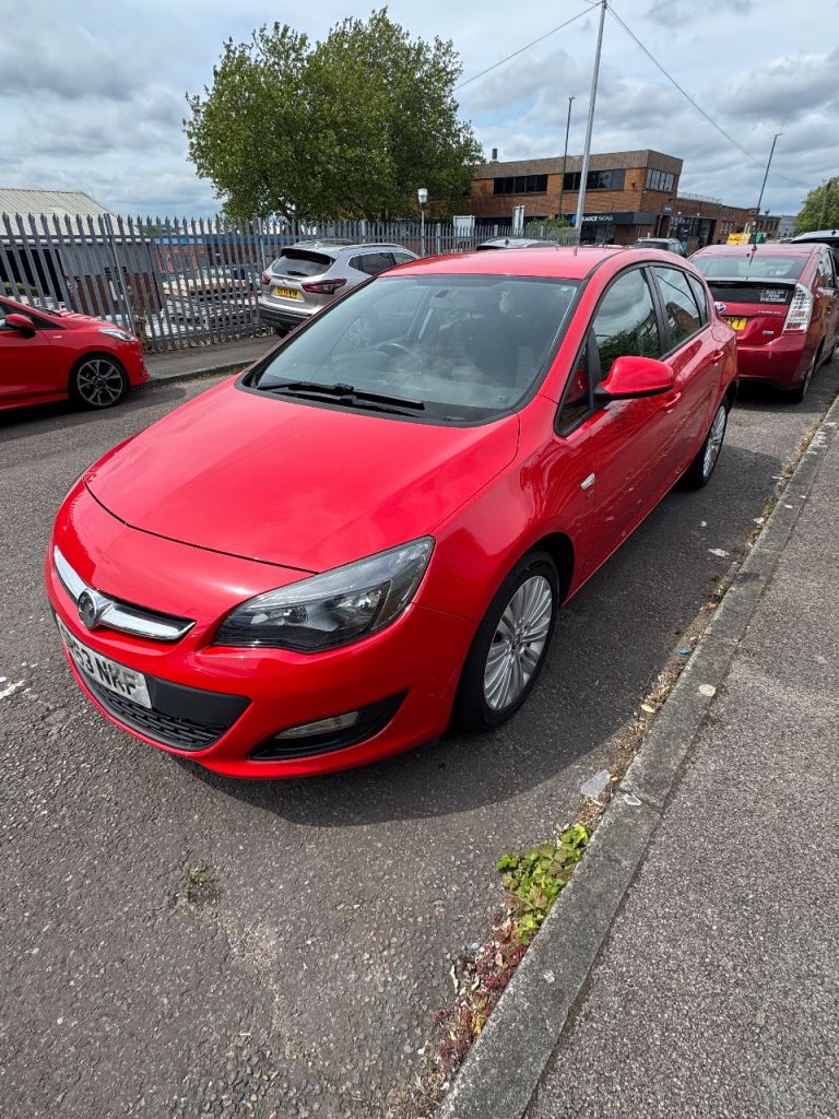 Vauxhall, ASTRA, Hatchback, 2013, Manual, 1598 (cc), 5 doors
