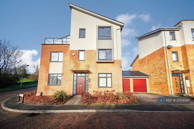 6 bedroom house in Genesis Green, Ashland, Milton Keynes, MK6 (6 bed) (#2723090)