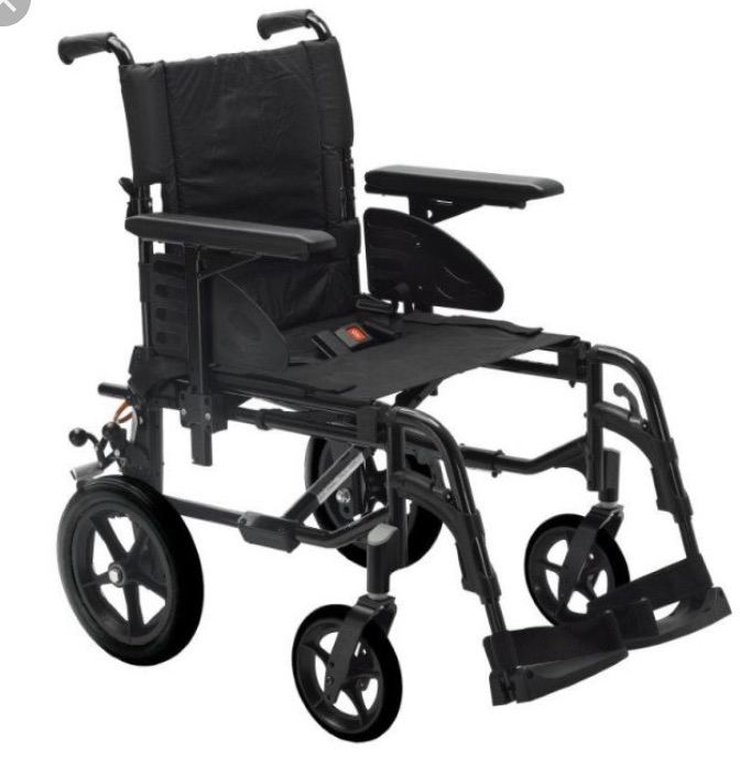 BRAND NEW AND UNUSED. Invacare Action 2NG wheelchair. Free local delivery.