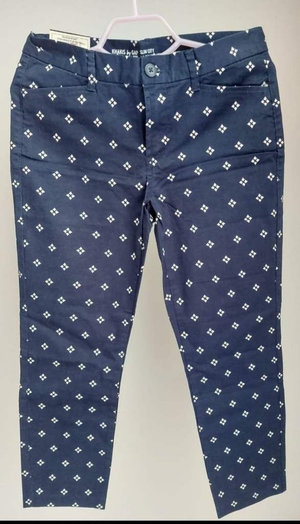 GAP pants – brand new and never used