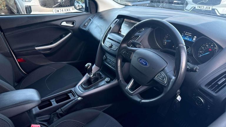 2016 Ford Focus 1.0 EcoBoost 125 Zetec 5dr HATCHBACK PETROL Manual
