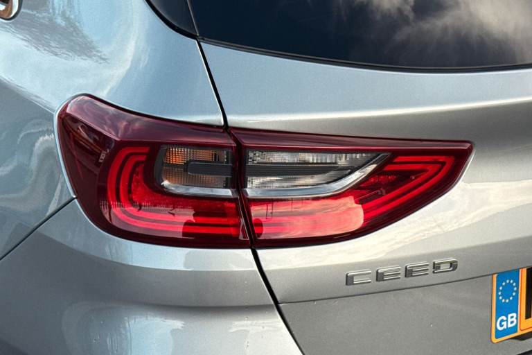 2019 Kia Ceed 1.4 T-GDi GT-Line Lunar Edition Euro 6 (s/s) 5dr Hatchback PETROL Manual