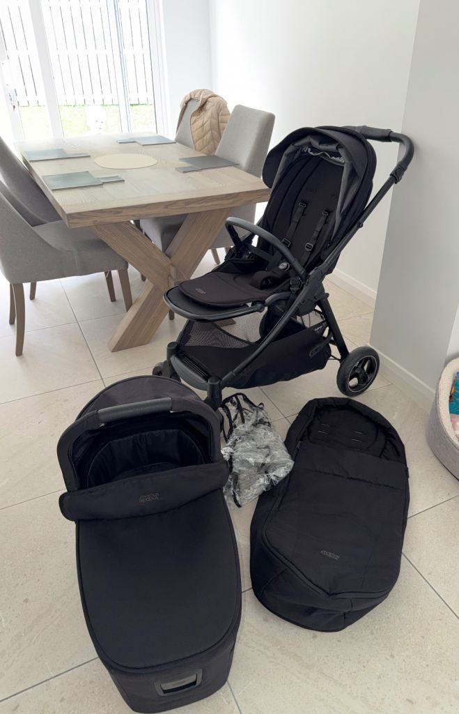 Mamas and Papas Flip XT3 Pushchair pram