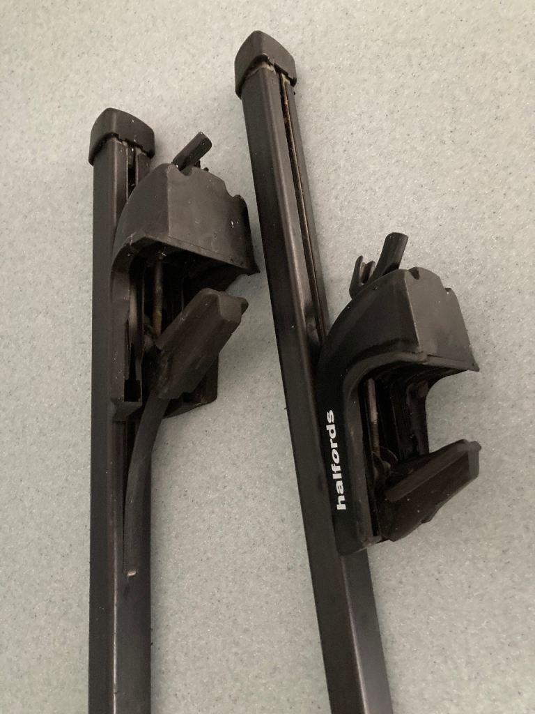 Car Roof Rack Bars 1.2m Halfords
