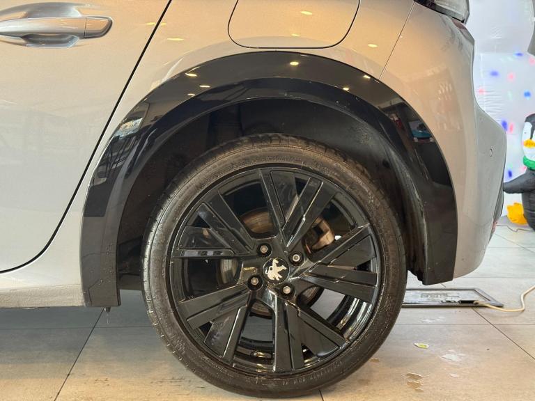 2023 Peugeot 208 1.2 PureTech 100 GT 5dr HATCHBACK PETROL Manual