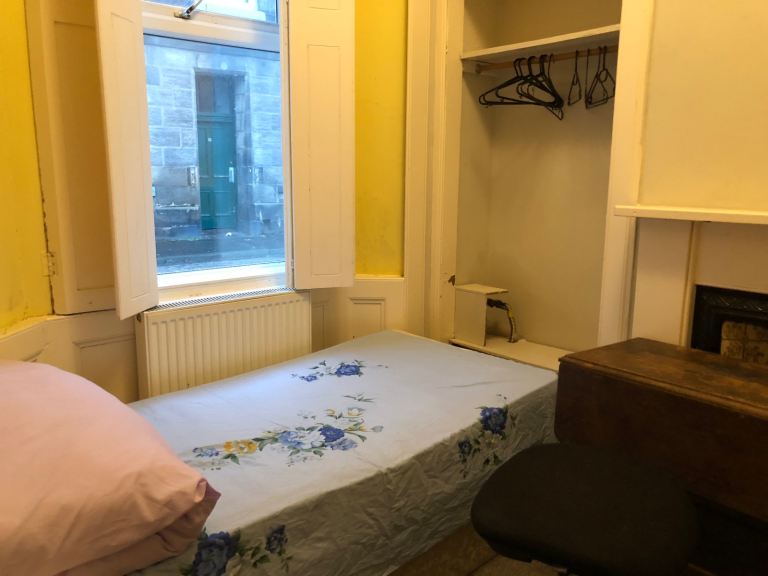 A single room near city center (long term or short stay)