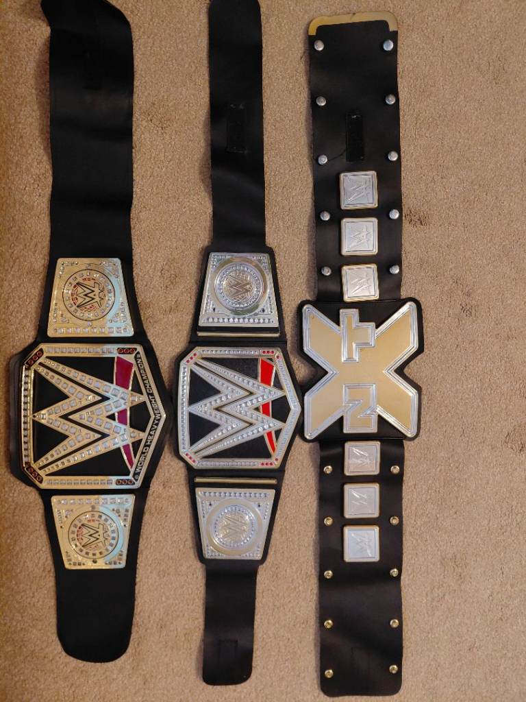 WWE Wrestling belts x6