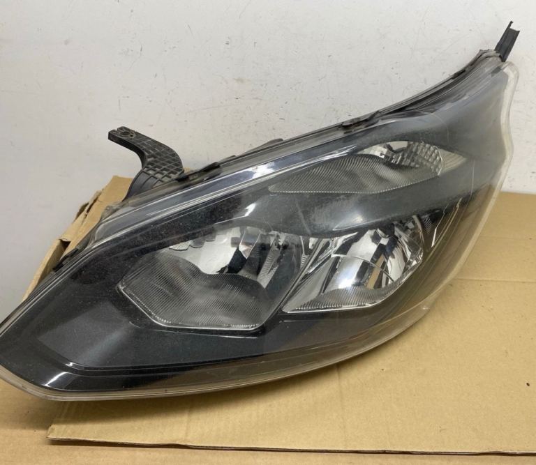 Ford transit custom headlights (standard) 