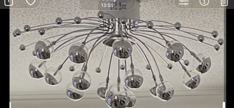 Paggazi showroom lights