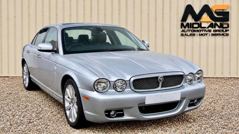 2009 Jaguar XJ 2.7 TDVi Executive 4dr Saloon Diesel Automatic