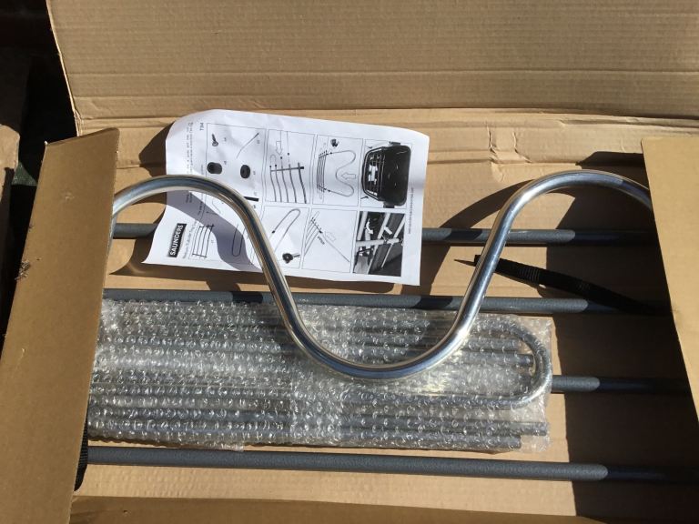 Saunders medium tubular dog guard .Brand new