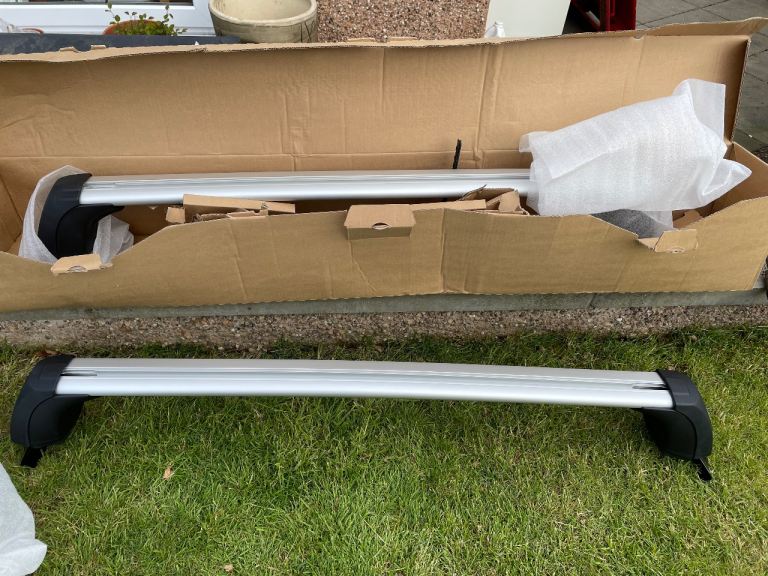 Toyota Yaris car roof rack