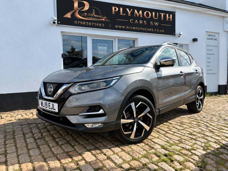 2018 Nissan Qashqai 12 DiG-T Tekna 5dr HATCHBACK Petrol Manual