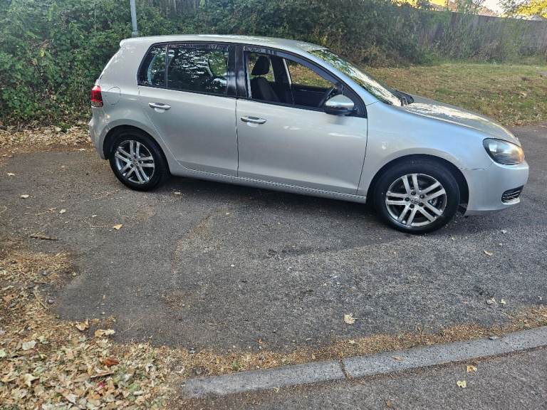 Volkswagen golf 2.0tdi 12m mot new brake disks and pads and new tyres all around costing over £600