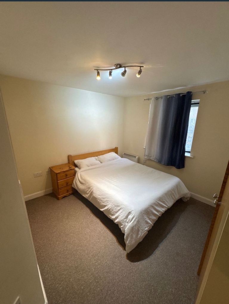 Furnished double room available bills included 