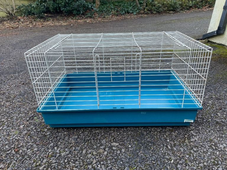 Pet cage; transportable