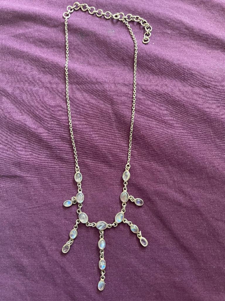 Silver 925 Chain Necklace with Moonstone Pendants – Good Condition