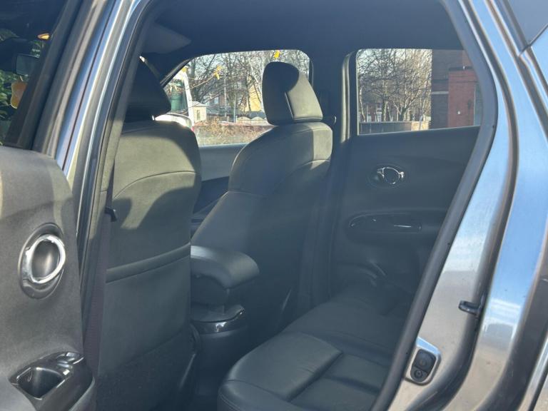 2016 Nissan Juke 1.6 Tekna XTRON Euro 6 5dr HATCHBACK Petrol Automatic