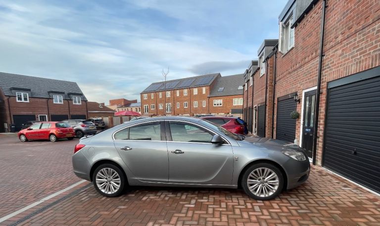 Vauxhall, INSIGNIA, Hatchback, 2012, Manual, 1956 (cc), 5 doors