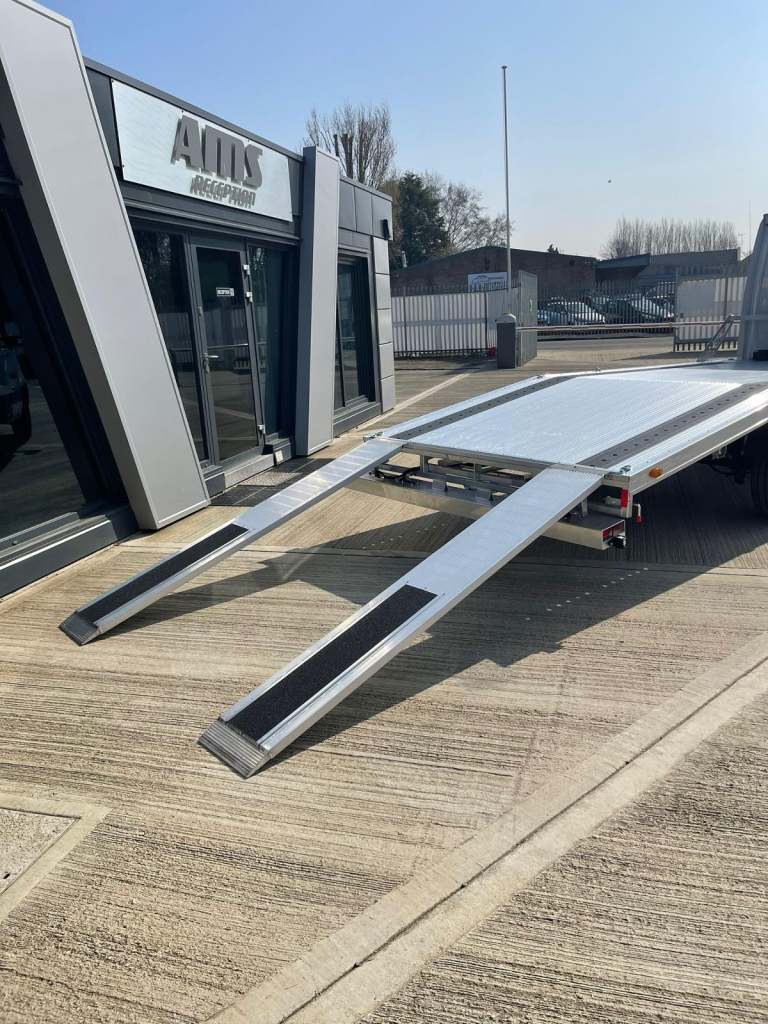 Recovery Truck Body Aluminium Car Transporter body, we can build on any manufact