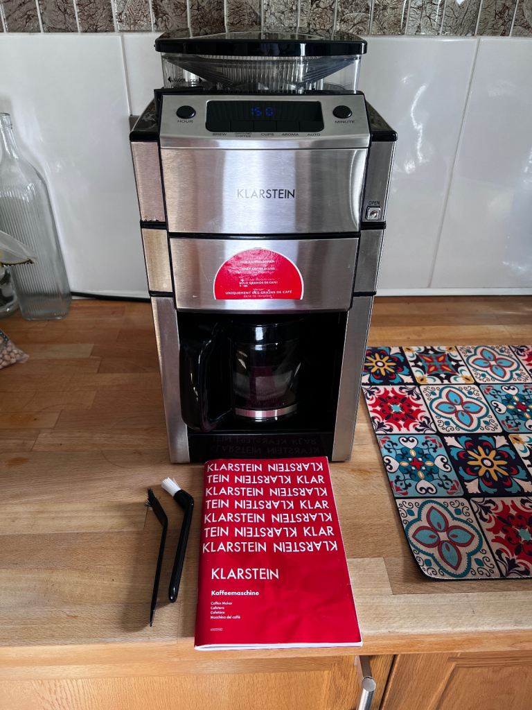 Bean to pot coffee Machine