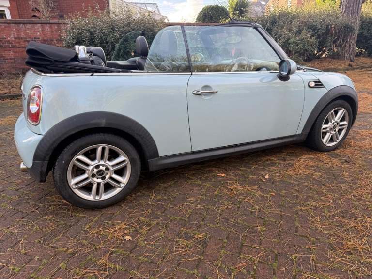 MINI CONVERTIBLE 1.6 Cooper D Convertible 2013
