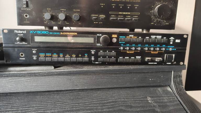 Roland XV 3080 multivoice hardware synth 
